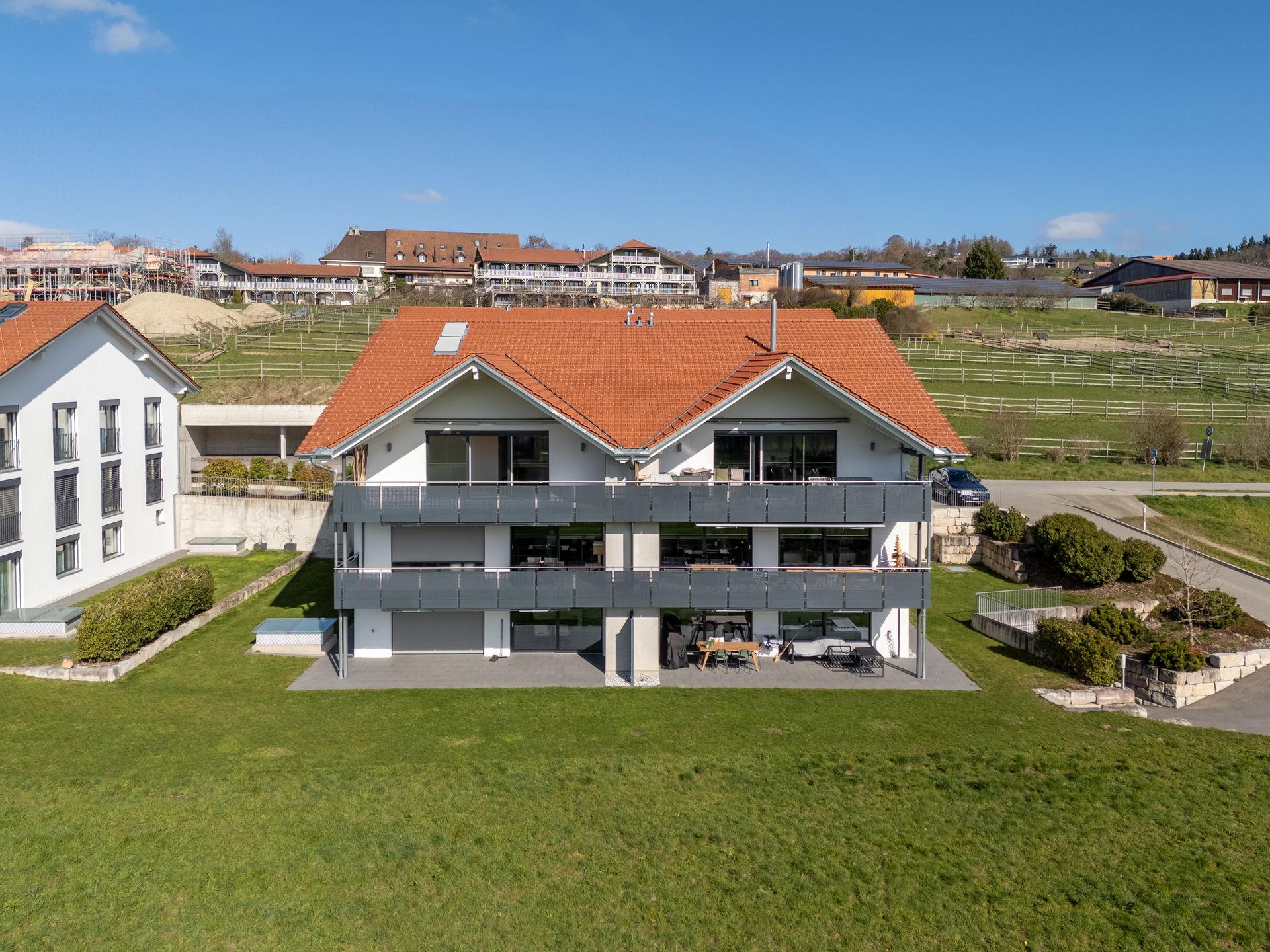 Attique 5.5 pièces avec grande terrasse et dégagement – 198 m² habitables - Lossy - photo 15