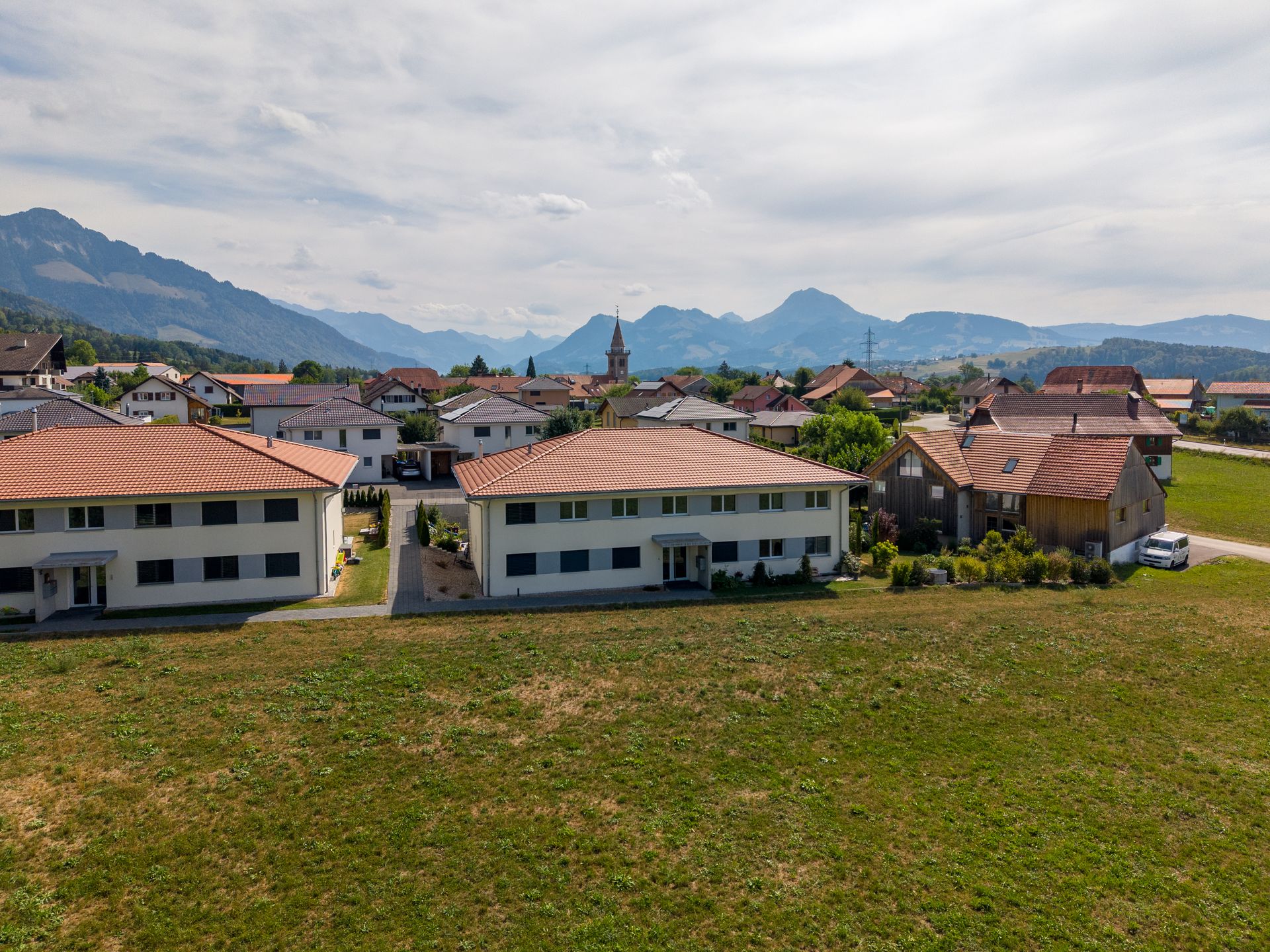 Appartement 4.5 pièces au dernier étage – calme et lumineux à Villarvolard - photo 2